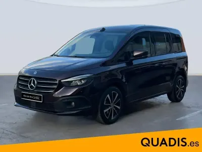 Usado Mercedes T180 116 CV (85 kW) 2024 Rojo Monovolumen