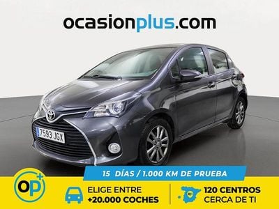 Gris Usado 2015 Toyota Yaris Active Utilitario | 9300 € (Precio justo)