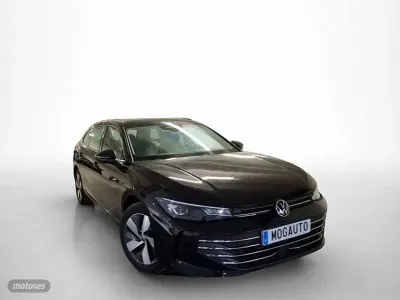 Usado VW Passat Business 150 CV (110 kW) 2024 Negro Familiar
