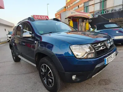 Usado Dacia Duster Black Shadow 109 CV (80 kW) 2016 Azul SUV