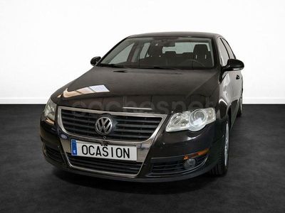 Usado VW Passat Edition 105 CV (77 kW) 2010 Negro Berlina