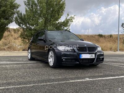 Negro Usado 2006 BMW 320 Familiar | 7500 €