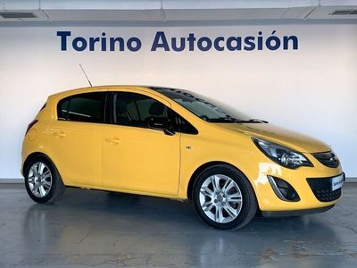 Amarillo Usado 2011 Opel Corsa Color Edition | 7990 € (Caro)