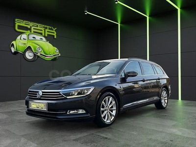Usado VW Passat Advance 150 CV (110 kW) 2015 Marrón Familiar