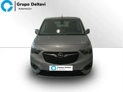 Usado Opel Combo Elegance 102 CV (75 kW) 2021 Gris Monovolumen