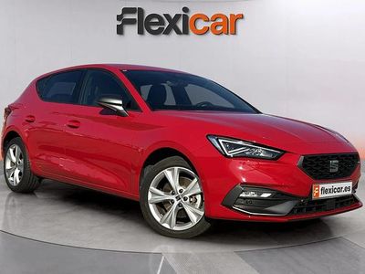 Usado Seat Leon FR 204 CV (150 kW) 2023 Rojo Utilitario