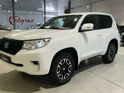 Begagnad Toyota Land Cruiser 177 HK (130 kW) 2019 Vit SUV
