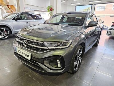 Usado VW T-Roc R-line 190 CV (139 kW) 2023 Gris / plata SUV