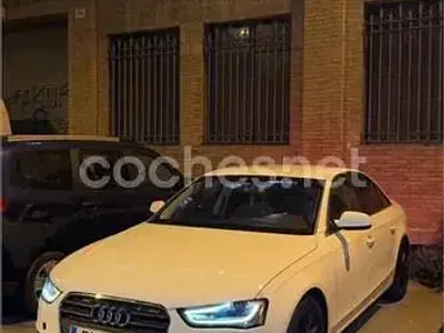 Usado Audi A4 143 CV (105 kW) 2012 Blanco Berlina
