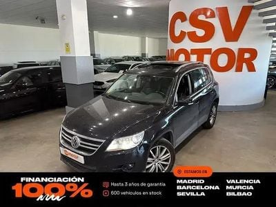 Begagnad VW Tiguan 140 HK (102 kW) 2009 Svart SUV
