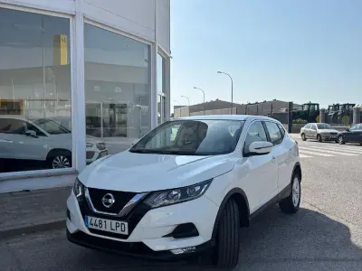Usado Nissan Qashqai Acenta 115 CV (84 kW) 2021 Blanco SUV