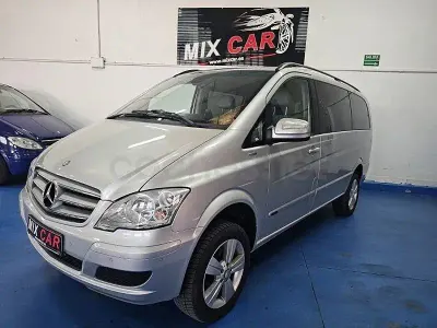Usado Mercedes Viano 163 CV (119 kW) 2013 Gris / plata Monovolumen
