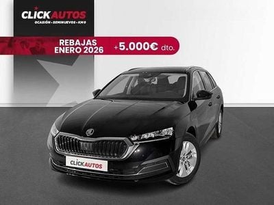 Negro Usado 2024 Skoda Octavia Ambition Utilitario | 22.300 € (Precio justo)