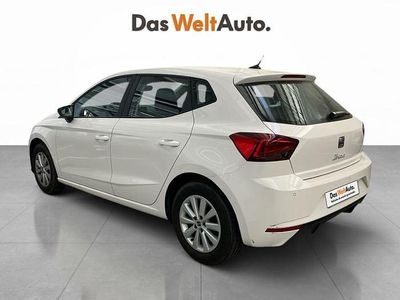Usado Seat Ibiza Style Plus 80 CV (58 kW) 2022 Blanco Utilitario