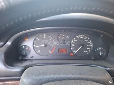 Peugeot 406