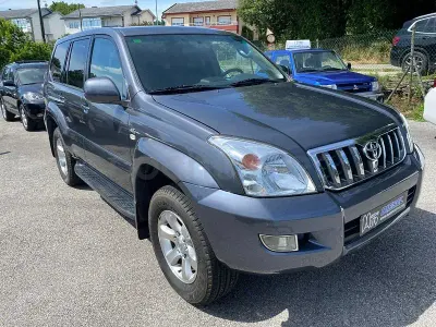 Usado Toyota Land Cruiser 163 CV (119 kW) 2004 Gris / plata SUV