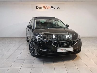 Usado Seat Leon XCELLENCE 150 CV (110 kW) 2021 Negro Utilitario