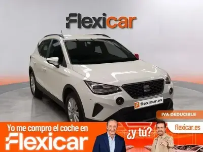 Usado Seat Arona Reference 95 CV (69 kW) 2022 Blanco SUV