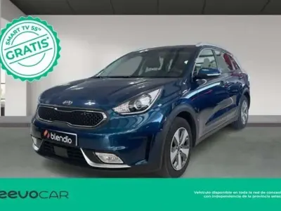 Usado Kia Niro 141 CV (103 kW) 2018 Azul SUV