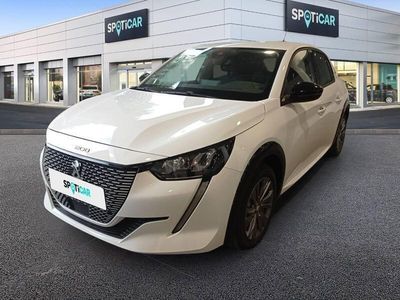 Blanco Usado 2024 Peugeot e-208 Allure Utilitario | 25.990 € (Un poco caro)