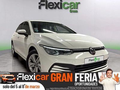 Usado VW Golf VIII Life 110 CV (80 kW) 2021 Blanco Familiar