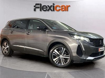 Usado Peugeot 5008 Allure 131 CV (96 kW) 2022 Gris Monovolumen