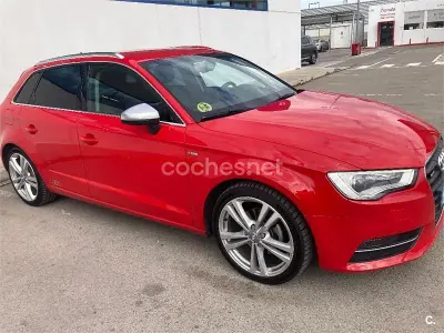 Usado Audi A3 Ambition 150 CV (110 kW) 2013 Rojo Berlina