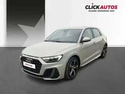 Usado Audi A1 Comfort 110 CV (80 kW) 2023 Plateado SUV