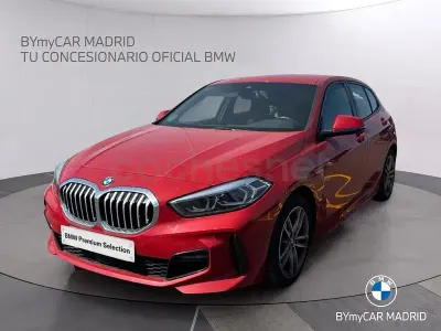 Usado BMW 118 Comfort Edition 140 CV (102 kW) 2023 Rojo Utilitario