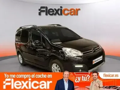 Usado Citroën Berlingo Feel 110 CV (80 kW) 2016 Negro Monovolumen