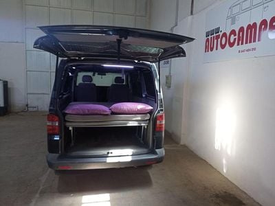 Usado VW Multivan Startline 102 CV (75 kW) 2008 Gris Van