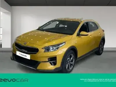 Usado Kia XCeed 160 CV (117 kW) 2021 Amarillo SUV