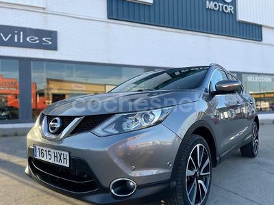 Gris / plata Usado 2015 Nissan Qashqai N-Connecta SUV | 14.900 € (Precio justo)