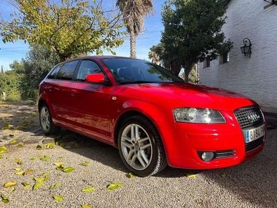Usado Audi A3 Sportback Attraction 116 CV (85 kW) 2007 Rojo Utilitario