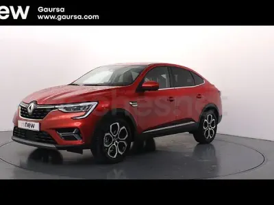 Usado Renault Arkana Zen 145 CV (106 kW) 2022 Rojo SUV