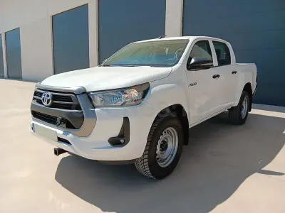 Usado Toyota HiLux 150 CV (110 kW) 2023 Blanco Pickup/Camioneta