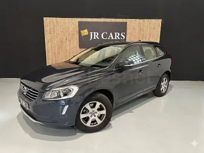 Occasion Volvo XC60 Summum 181 ch (133 kW) 2015 Gris SUV