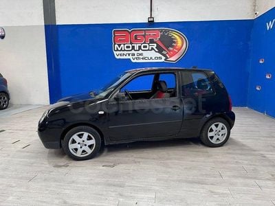 Usado VW Lupo Advance 75 CV (55 kW) 2005 Negro Utilitario