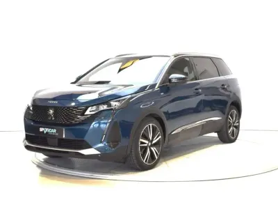 Usado Peugeot 5008 GT 181 CV (133 kW) 2021 Azul SUV
