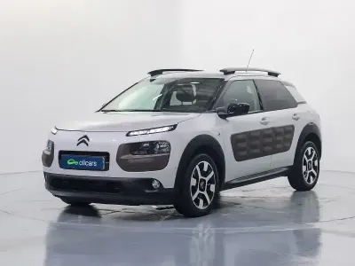 Usado Citroën C4 Cactus PureTech 110 CV (80 kW) 2017 Gris Utilitario