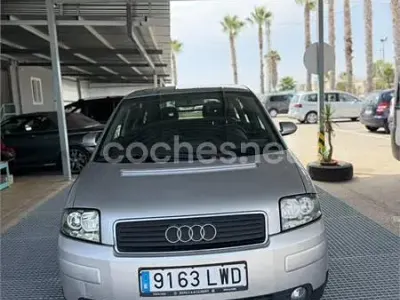 Usado Audi A2 75 CV (55 kW) 2004 Gris / plata Utilitario