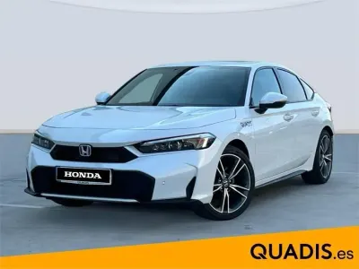 Begagnad Honda Civic Advance 184 HK (135 kW) 2025 Vit Sedan