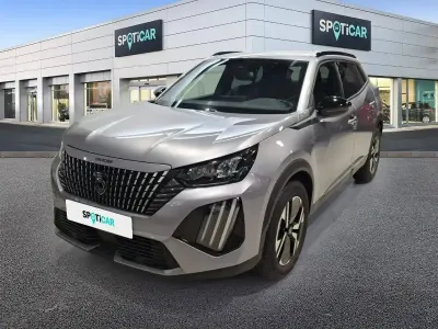Usado Peugeot 2008 Allure 145 HP (106 kW) 2025 Cinzento SUV