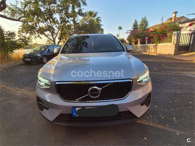 Usado Volvo XC40 Core 163 CV (119 kW) 2022 Gris / plata SUV