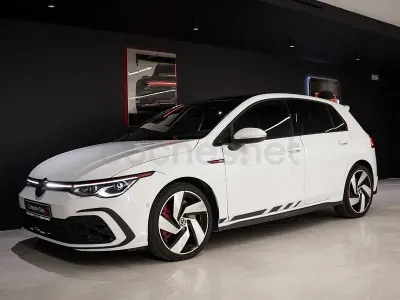 Usado VW Golf VII GTI Clubsport 301 CV (221 kW) 2021 Blanco Utilitario
