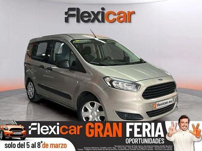 Usado Ford Tourneo Courier Ambiente 100 CV (73 kW) 2015 Gris Monovolumen