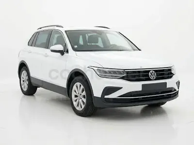 Usado VW Tiguan Life 150 CV (110 kW) 2021 Blanco SUV