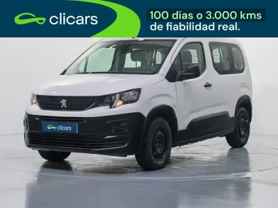 Begagnad Peugeot Rifter Business-Line 100 HK (73 kW) 2022 Vit Minibuss