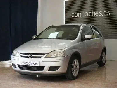 Usado Opel Corsa Sport 100 CV (73 kW) 2005 Gris / plata Utilitario