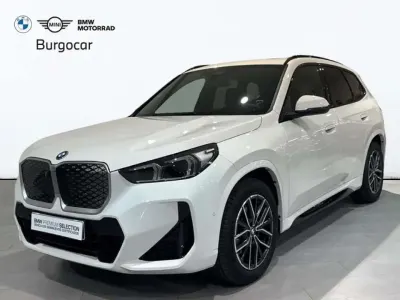 Usado BMW iX1 Comfort Edition 150 kW (204 CV) 2025 Blanco SUV